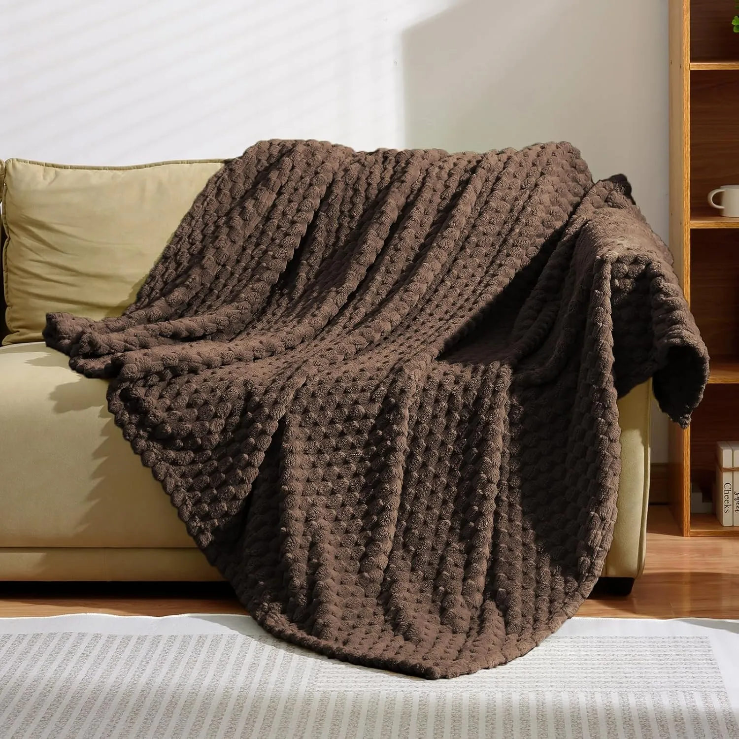 Excervent Flannel Fleece Throw Blanket (50x70 inches), Hexagon Jacquard Decorative Fuzzy Blankets for Household, Camping, and Travel, Super Soft Cozy, Suitable for All Seasons, Brown