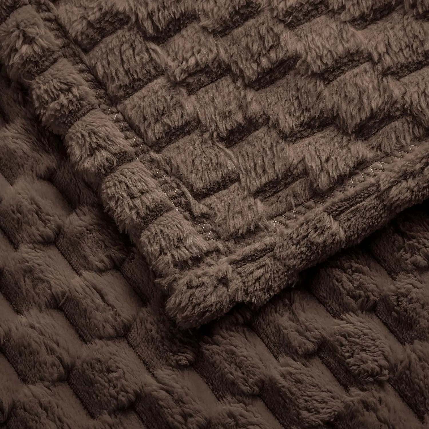 Excervent Flannel Fleece Throw Blanket (50x70 inches), Hexagon Jacquard Decorative Fuzzy Blankets for Household, Camping, and Travel, Super Soft Cozy, Suitable for All Seasons, Brown