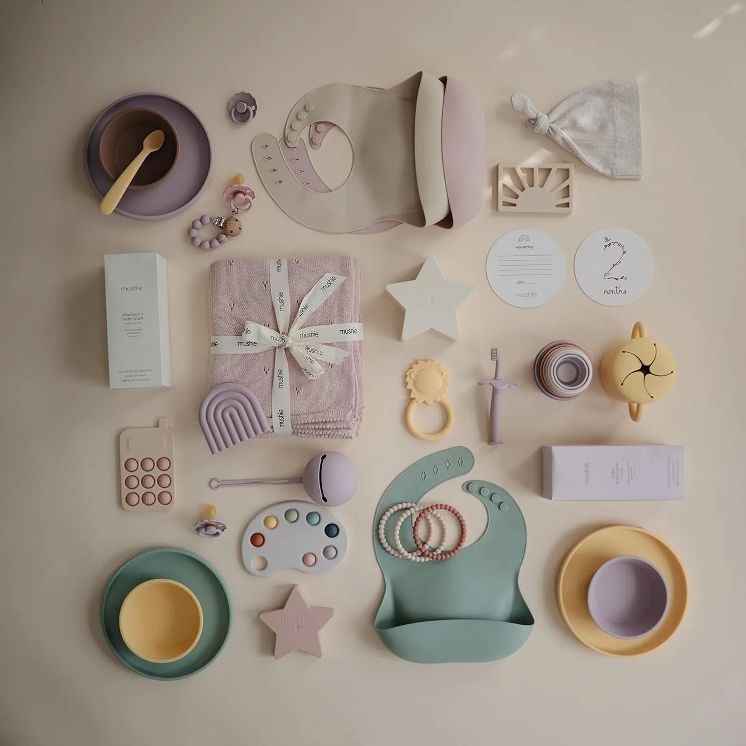 mushie Silicone Suction Bowl | BPA-Free Non-Slip Design (Cloudy Mauve)
