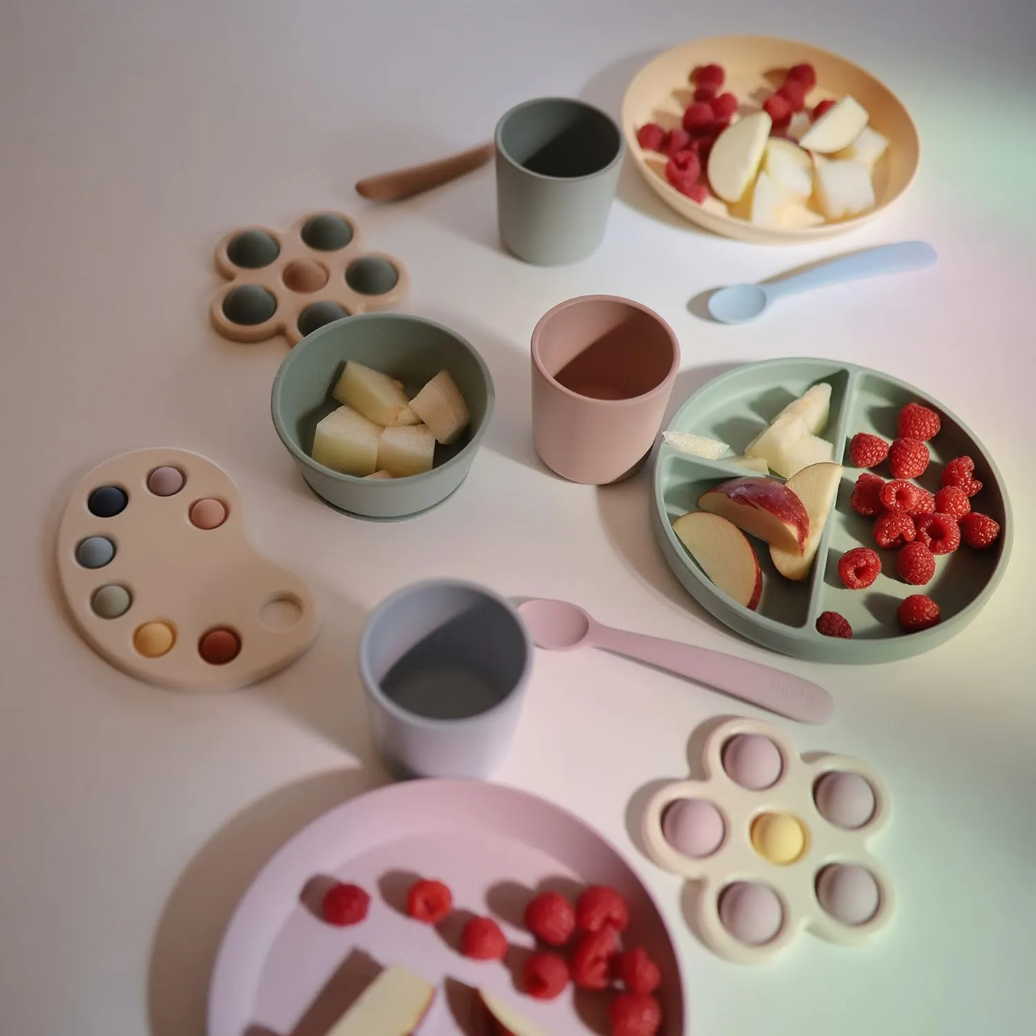 mushie Silicone Suction Bowl | BPA-Free Non-Slip Design (Daffodil)